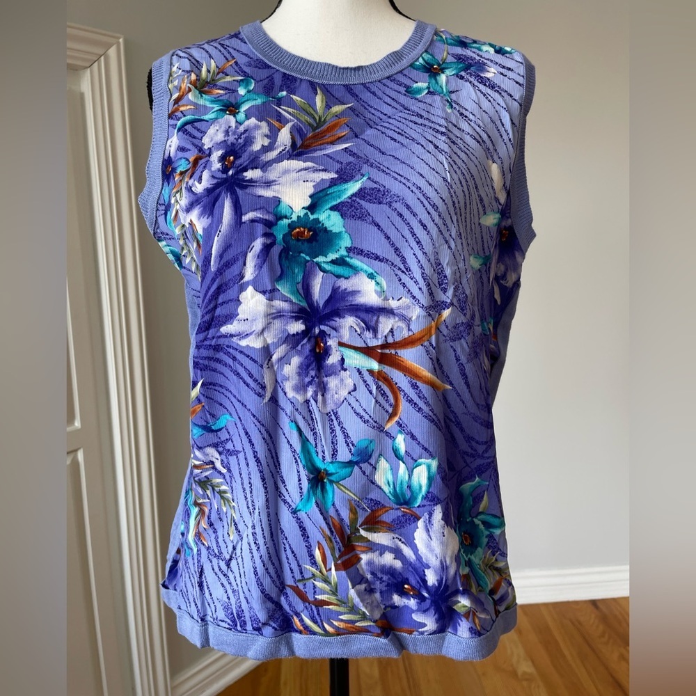 Maggie Sweet sleeveless top size L floral design NWT layer office tropical tank